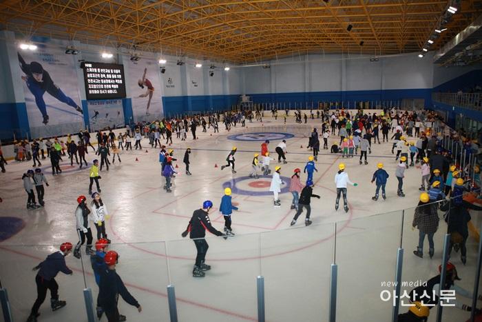7.아산시 이순신빙상장 및 국민체육센터 설 연휴 정상운영.JPG