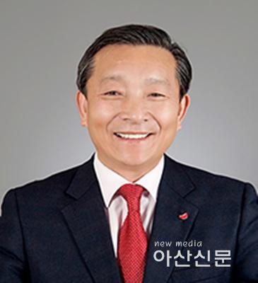 증명사진.jpg