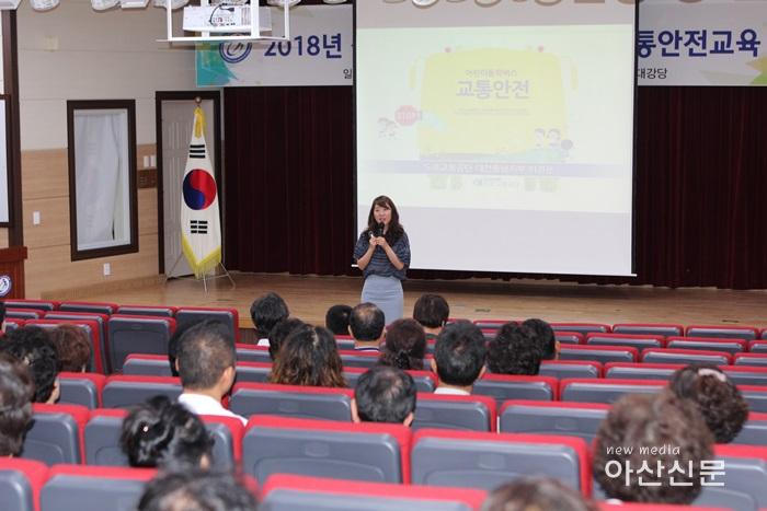 2018년 상반기 어린이통학차량 운영교 교통안전교육 실시(2).JPG