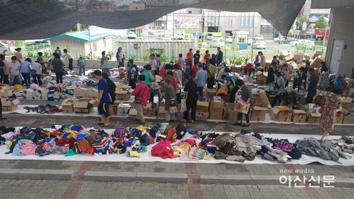 6. 온양3동 새마을, 사랑나눔바자회 1.jpg