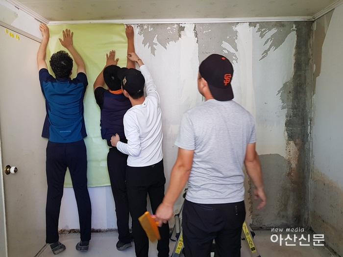 (보도자료)(8월21일) 아산교육지원청, 교육복지우선지원사업 취약가정 11가정 공부방 새단장(사업후).jpg