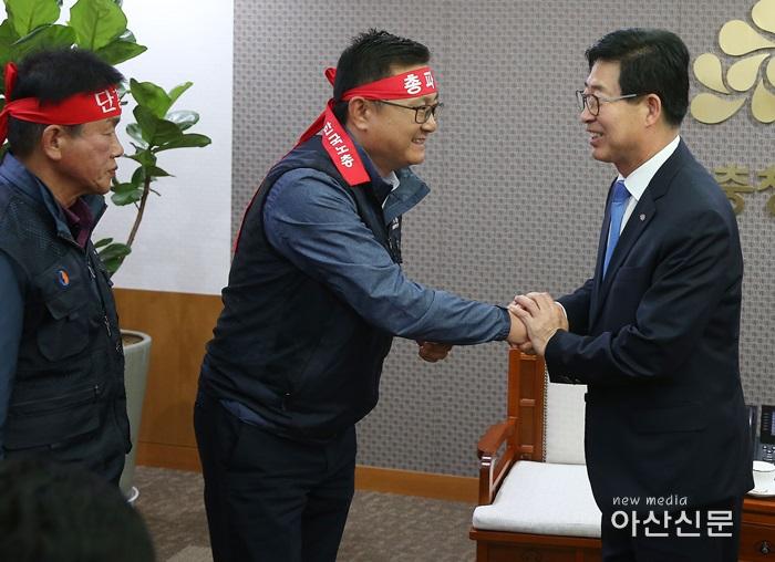 181002_버스노사간담회 (2).jpg