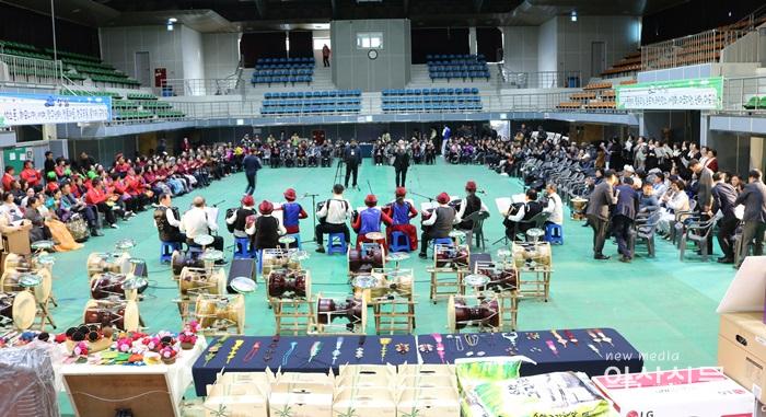 모두가 하나되어.jpg