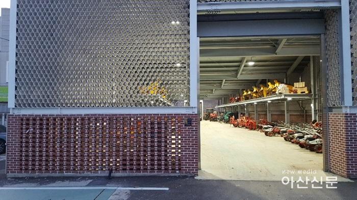 2. 기술지원과, 농기계보관창고 신진건축사대상 우수상 수상 - 1번 사진.jpg