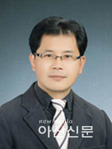 박경철님 증명사진.png