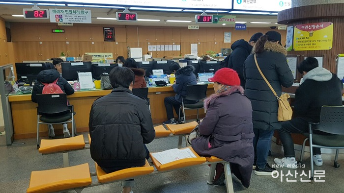 4. 여권창구 사진.png