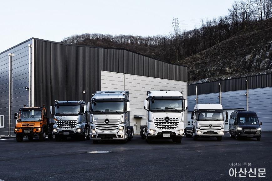 사진1-다임러 트럭 코리아, 신개념의 메르세데스-벤츠 트럭 전용 출고 센터 오픈.jpg