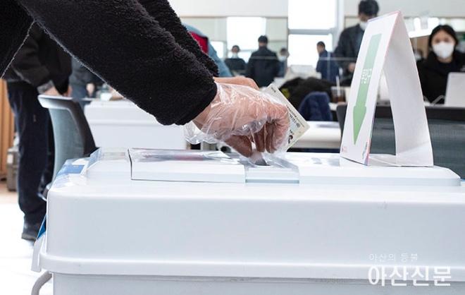 0307_사전투표_아산신문_02.jpg