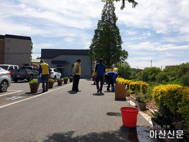 0511_둔포 꽃심기.jpg