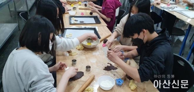 0620_박경귀 교육공약.jpg