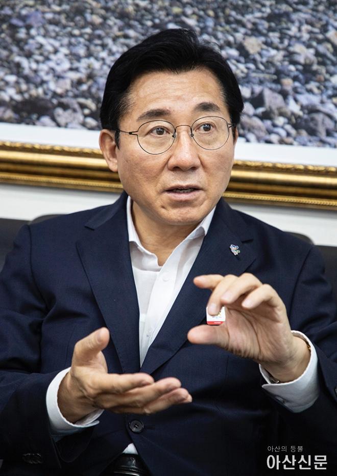 0811_박경귀 인터뷰_02.jpg