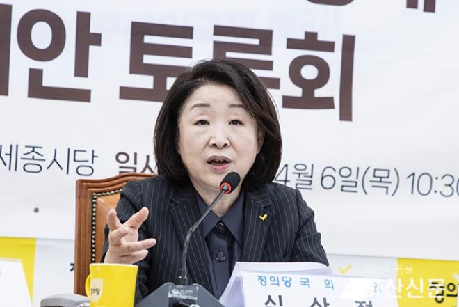 0406_정의당 토론회_17.jpg