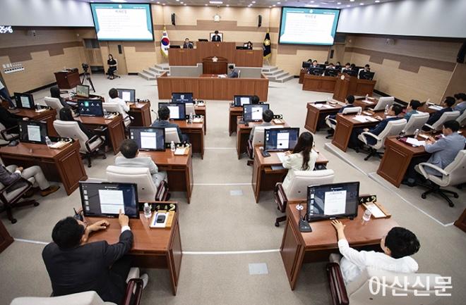 0516_김희영 의장_04.jpg