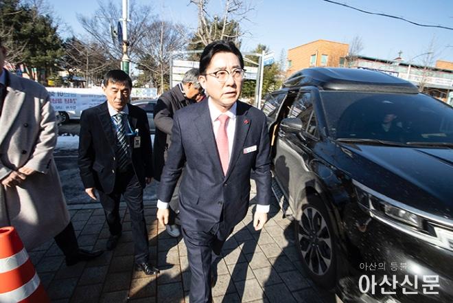 0125_박경귀 기사회생_04.jpg