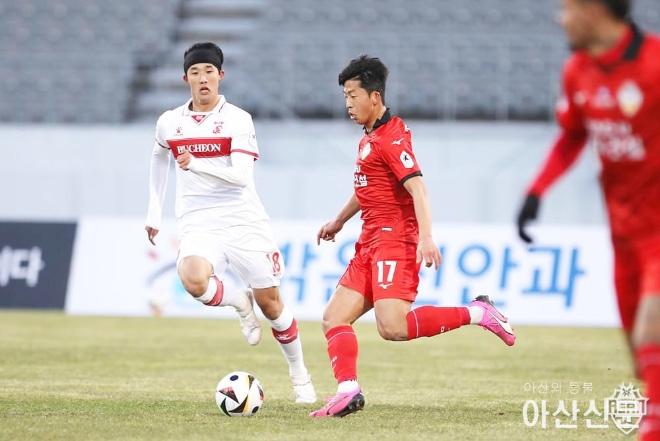 0313_아산FC 유니폼.jpg