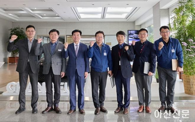 2. 조일교 아산시장 권한대행, 전기차 생산 중심‥현대자동차(주) 아산공장 방문 (1).jpg